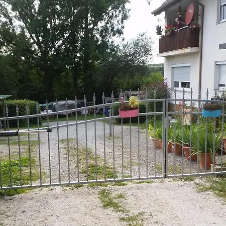 Haus Am Wald Apartamento Stockach